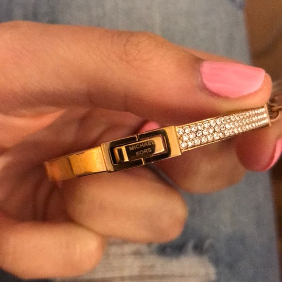 Michael Kors Bracelet! - Picture 4 of 8